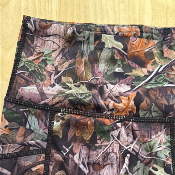 CVG Forest Camo Full Length Leggings - Picture 3 of 3